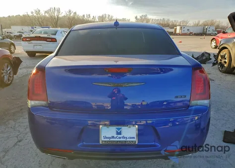 2020 Chrysler 300 Touring из США, поврежденный, VIN 2C3CCAAG7LH239183